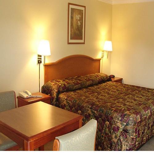 Red Carpet Inn - Natchez Phòng bức ảnh
